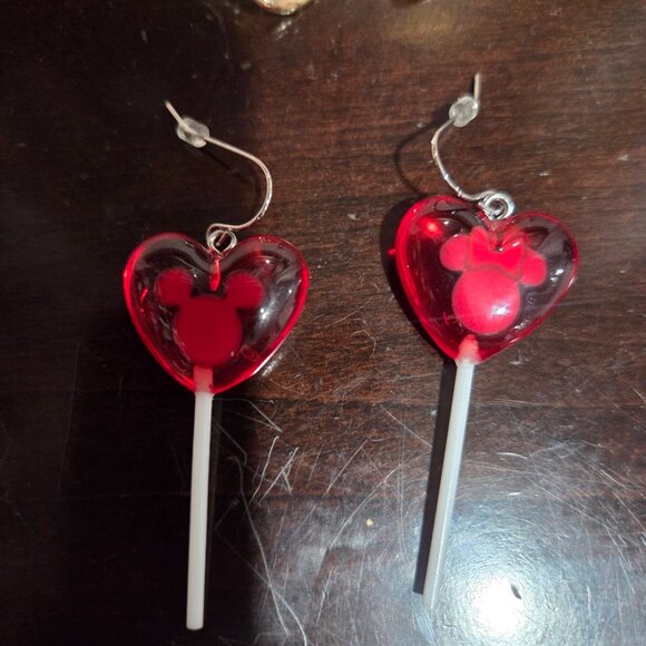 Four pairs Disney earrings - Picture 7 of 10